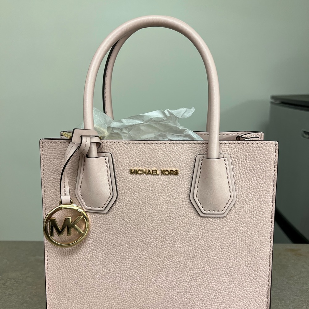 (NEVER USED) Powered Blush Leather Small Tote with Attachable Strap